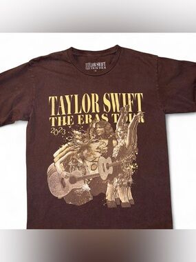 Taylor Swift Brown Tee with Gold Tour Graphic - Kids